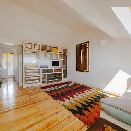 Cosy Estudio In The Heart Of Principe Real Apartment Lisbon